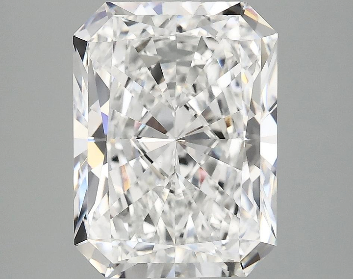 4.02 Carat Radiant Shaped Excellent Cut VS1 IGI Certified Lab Grown Diamond