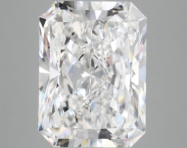 5.04 Carat Radiant Shaped Excellent Cut VVS2 IGI Certified Lab Grown Diamond