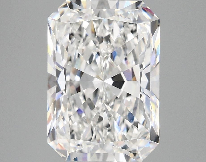 3.33 Carat Radiant Shaped Ideal Cut VVS2 IGI Certified Lab Grown Diamond