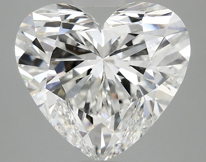 5.07 Carat Heart Shaped Ideal Cut VVS2 IGI Certified Lab Grown Diamond