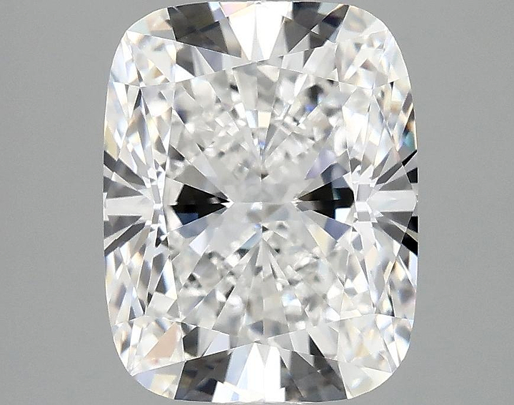 3.1 Carat Cushion Shaped Excellent Cut VVS2 IGI Certified Lab Grown Diamond