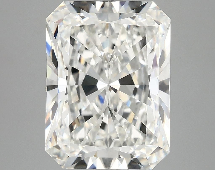 4.99 Carat Radiant Shaped Excellent Cut VVS2 IGI Certified Lab Grown Diamond