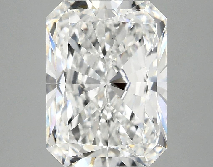 4.96 Carat Radiant Shaped Excellent Cut VS1 IGI Certified Lab Grown Diamond