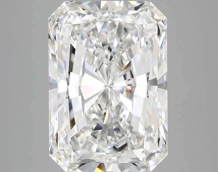 4.99 Carat Radiant Shaped Ideal Cut VVS2 IGI Certified Lab Grown Diamond