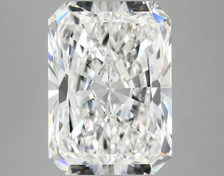 4.89 Carat Radiant Shaped Ideal Cut VVS2 IGI Certified Lab Grown Diamond