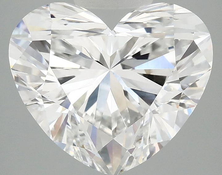 4.56 Carat Heart Shaped Excellent Cut VS1 IGI Certified Lab Grown Diamond