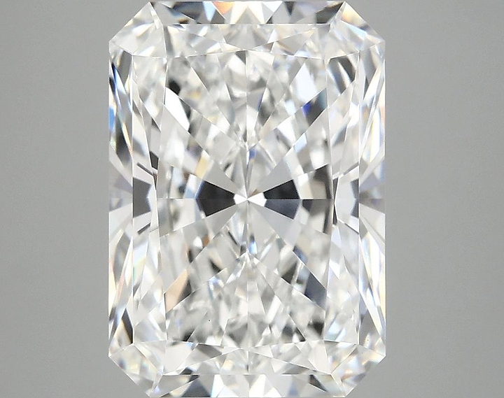 4.99 Carat Radiant Shaped Ideal Cut VVS2 IGI Certified Lab Grown Diamond
