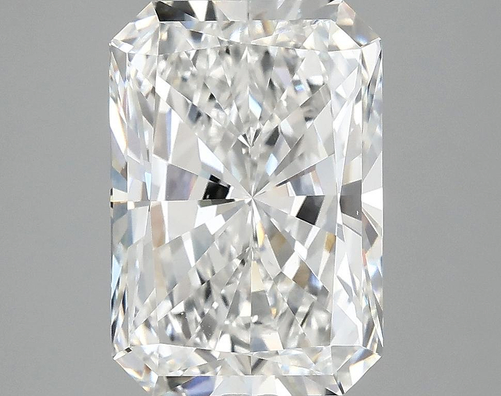 4.09 Carat Radiant Shaped Ideal Cut VS1 IGI Certified Lab Grown Diamond