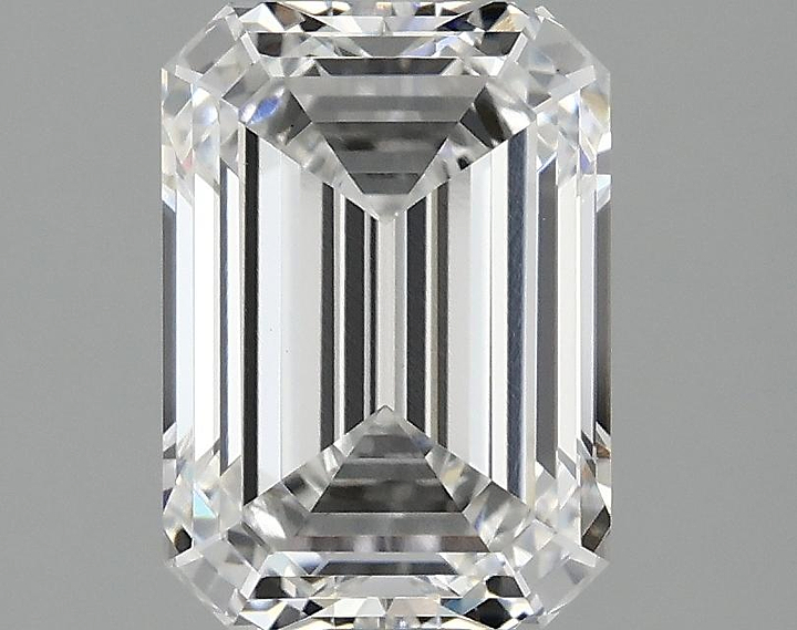 2.1 Carat Emerald Shaped Ideal Cut VS1 IGI Certified Lab Grown Diamond