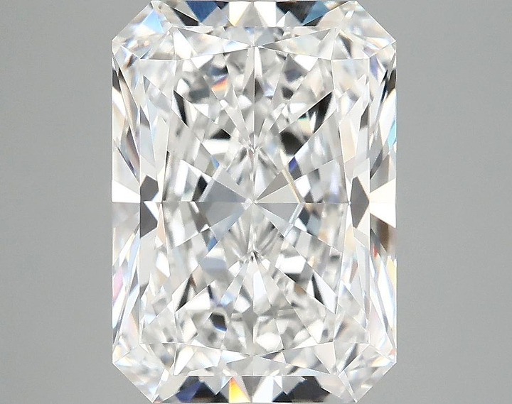 4.99 Carat Radiant Shaped Ideal Cut VVS2 IGI Certified Lab Grown Diamond