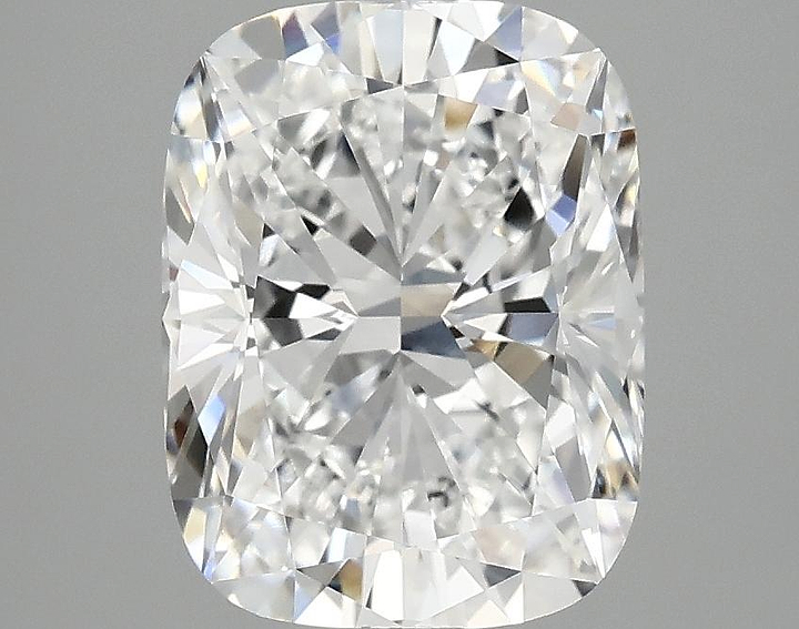 3.0 Carat Cushion Shaped Excellent Cut VS1 IGI Certified Lab Grown Diamond