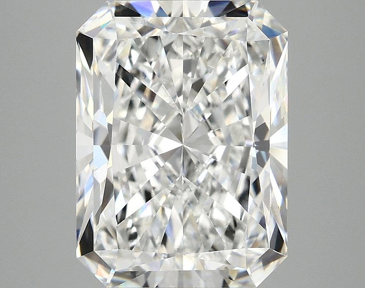 5.06 Carat Radiant Shaped Excellent Cut VVS2 IGI Certified Lab Grown Diamond