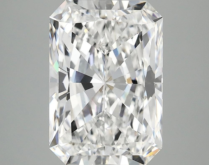 4.19 Carat Radiant Shaped Ideal Cut VVS2 IGI Certified Lab Grown Diamond