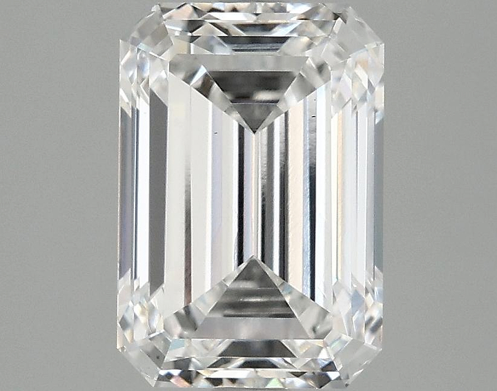2.8 Carat Emerald Shaped Ideal Cut VS1 IGI Certified Lab Grown Diamond