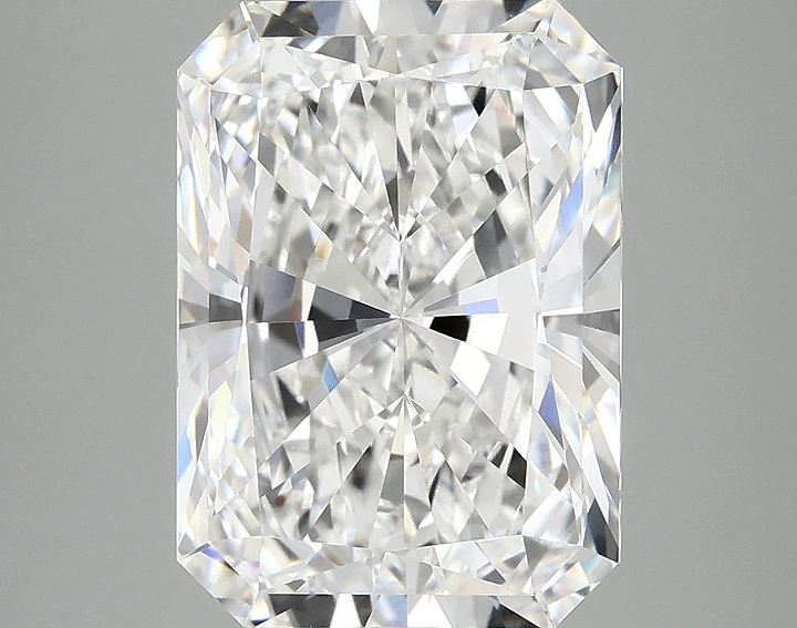 4.99 Carat Radiant Shaped Ideal Cut VVS2 IGI Certified Lab Grown Diamond