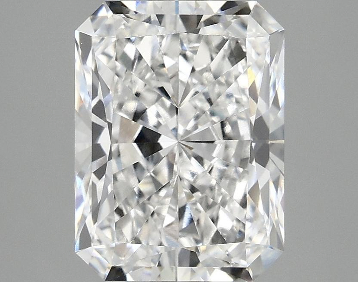 2.9 Carat Radiant Shaped Excellent Cut VVS2 IGI Certified Lab Grown Diamond
