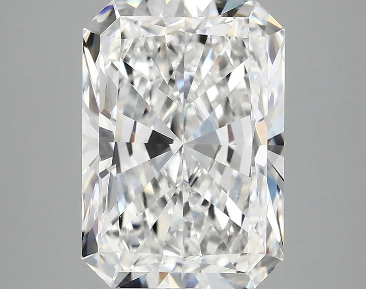 4.03 Carat Radiant Shaped Ideal Cut VVS2 IGI Certified Lab Grown Diamond