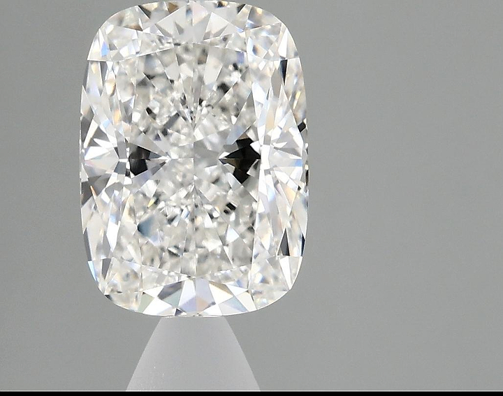 1.57 Carat Round Shaped Excellent Cut VVS2 IGI Certified Lab Grown Diamond