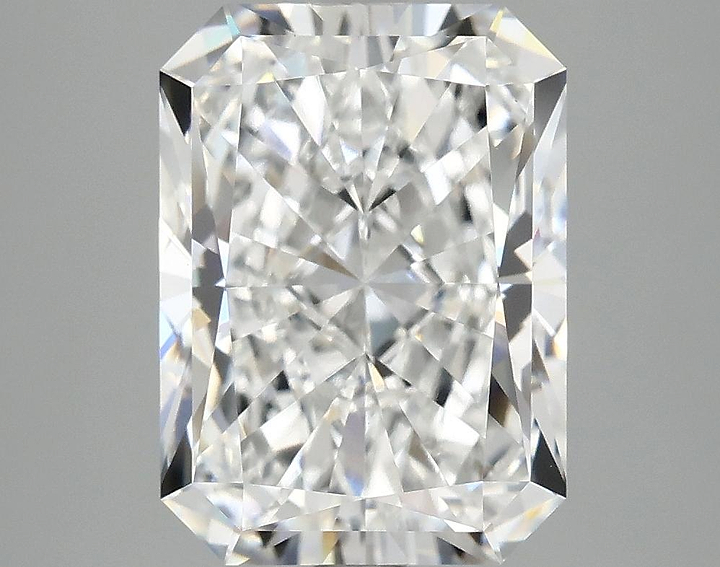 3.86 Carat Radiant Shaped Excellent Cut VVS2 IGI Certified Lab Grown Diamond