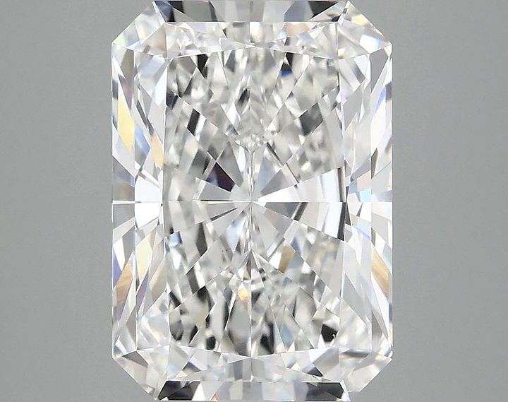 4.05 Carat Radiant Shaped Ideal Cut VVS2 IGI Certified Lab Grown Diamond