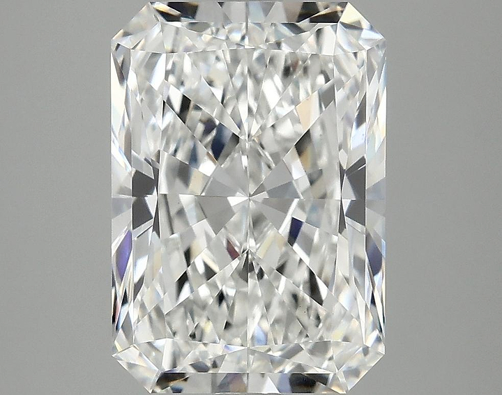 4.06 Carat Radiant Shaped Ideal Cut VVS2 IGI Certified Lab Grown Diamond