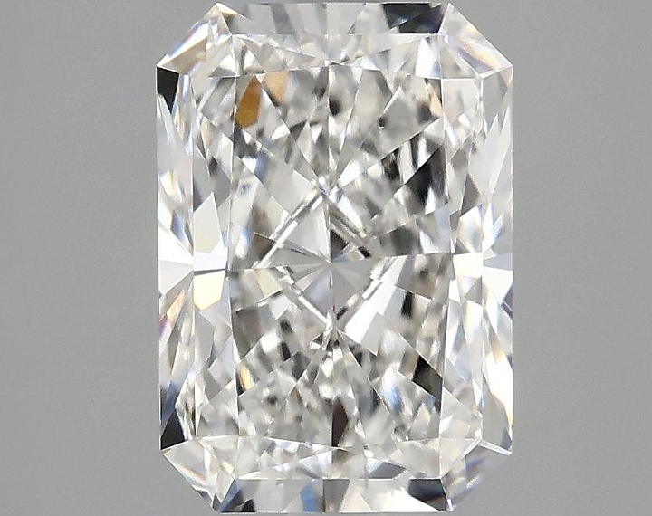 2.5 Carat Radiant Shaped Ideal Cut VVS2 IGI Certified Lab Grown Diamond