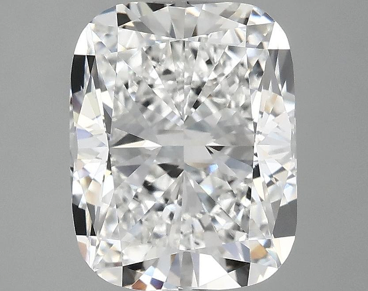 3.01 Carat Cushion Shaped Excellent Cut VVS2 IGI Certified Lab Grown Diamond