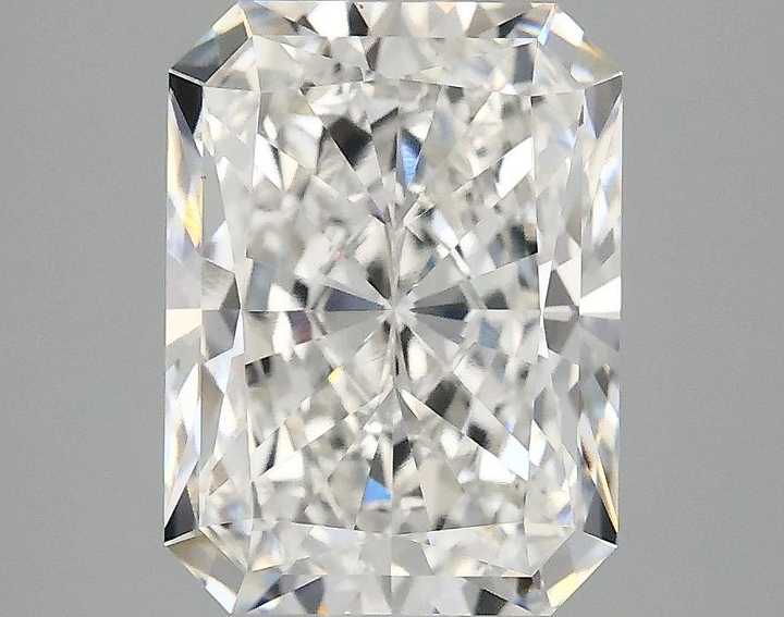 3.1 Carat Radiant Shaped Excellent Cut VS1 IGI Certified Lab Grown Diamond