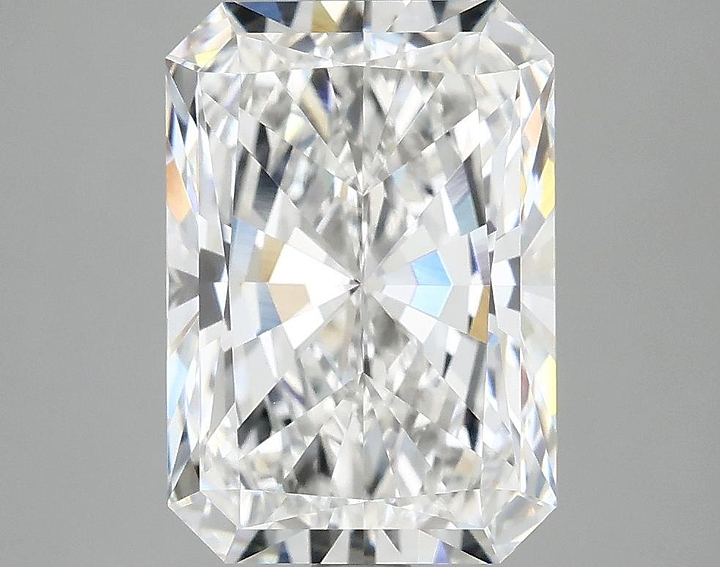 4.16 Carat Radiant Shaped Ideal Cut VVS2 IGI Certified Lab Grown Diamond