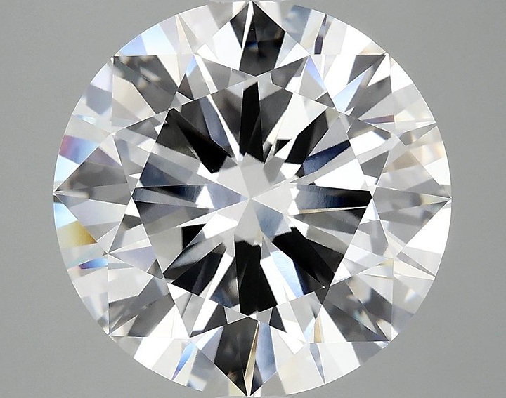 5.82 Carat Round Shaped Ideal Cut VVS2 IGI Certified Lab Grown Diamond