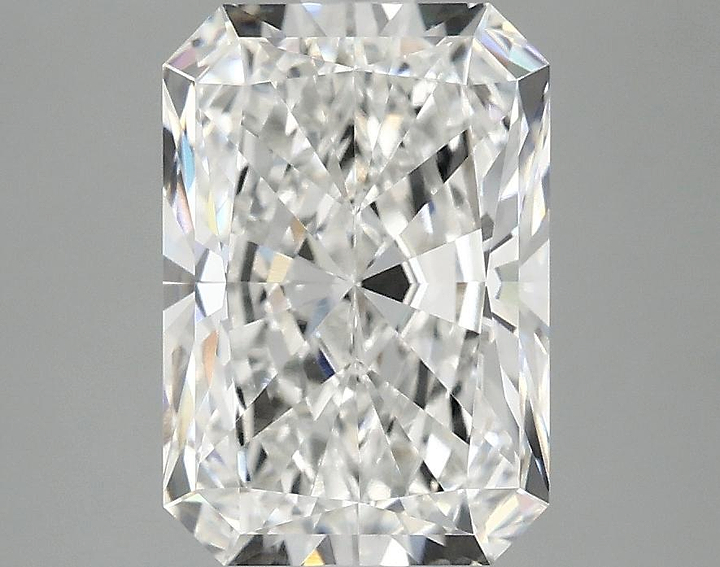 3.05 Carat Radiant Shaped Ideal Cut VVS2 IGI Certified Lab Grown Diamond