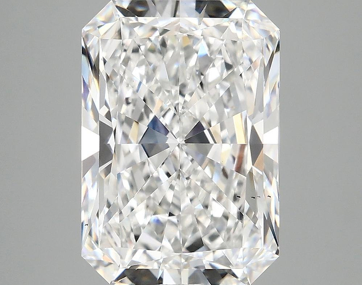 4.32 Carat Radiant Shaped Ideal Cut VS2 IGI Certified Lab Grown Diamond