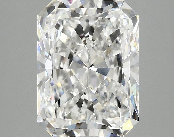 3.07 Carat Radiant Shaped Excellent Cut VS1 IGI Certified Lab Grown Diamond