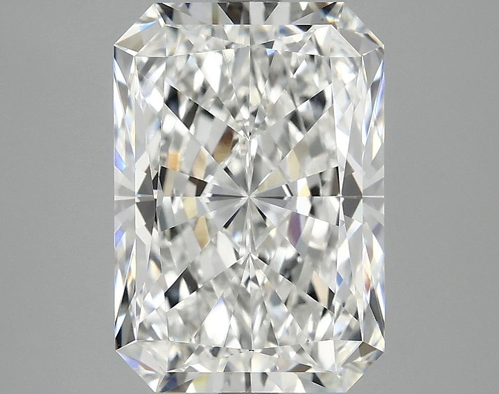 4.26 Carat Radiant Shaped Ideal Cut VVS2 IGI Certified Lab Grown Diamond