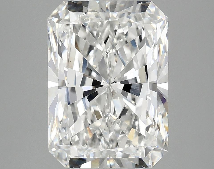 4.01 Carat Radiant Shaped Ideal Cut VVS2 IGI Certified Lab Grown Diamond