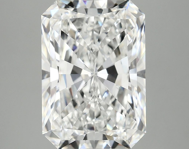 4.99 Carat Radiant Shaped Ideal Cut VS1 IGI Certified Lab Grown Diamond