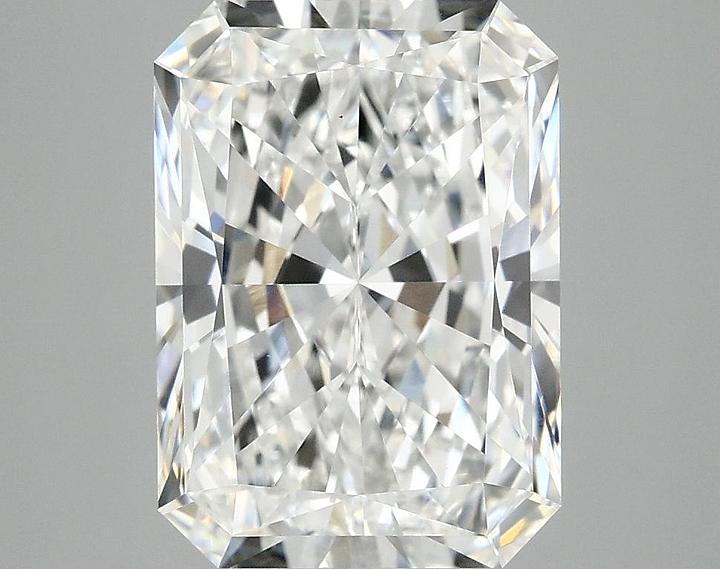 4.15 Carat Radiant Shaped Ideal Cut VS1 IGI Certified Lab Grown Diamond