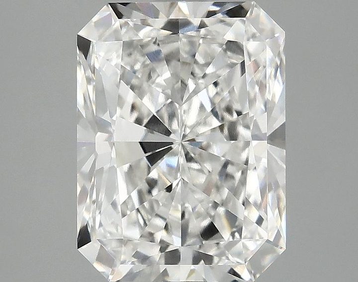 3.39 Carat Radiant Shaped Excellent Cut VVS2 IGI Certified Lab Grown Diamond