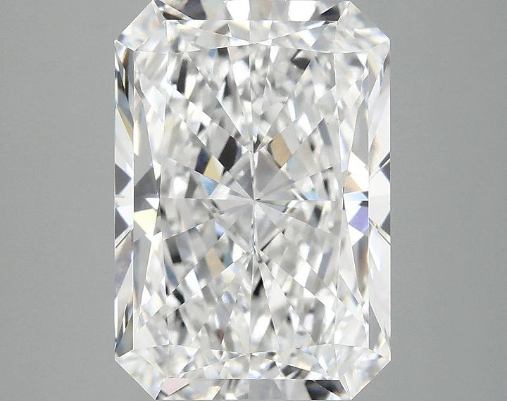 4.94 Carat Radiant Shaped Ideal Cut VVS2 IGI Certified Lab Grown Diamond