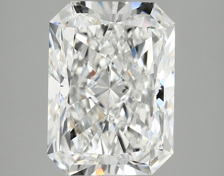 3.99 Carat Radiant Shaped Excellent Cut VVS2 IGI Certified Lab Grown Diamond