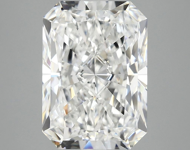 4.18 Carat Radiant Shaped Ideal Cut VVS2 IGI Certified Lab Grown Diamond