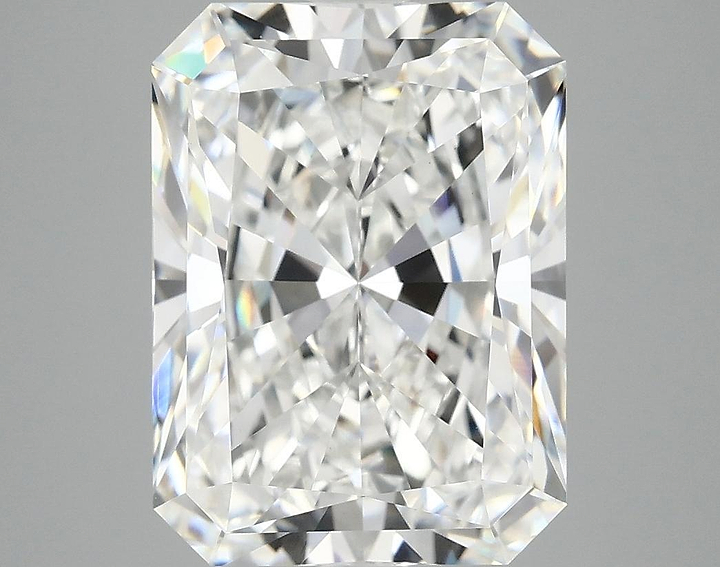 4.99 Carat Radiant Shaped Excellent Cut VVS2 IGI Certified Lab Grown Diamond