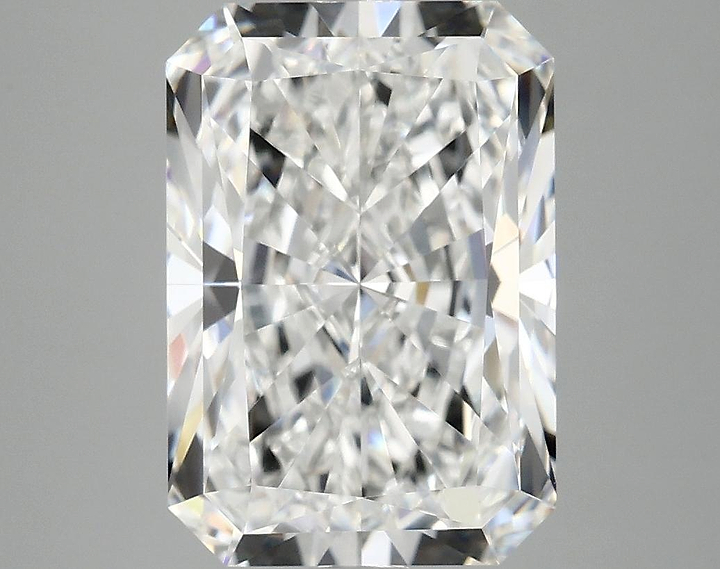 4.99 Carat Radiant Shaped Ideal Cut VVS2 IGI Certified Lab Grown Diamond