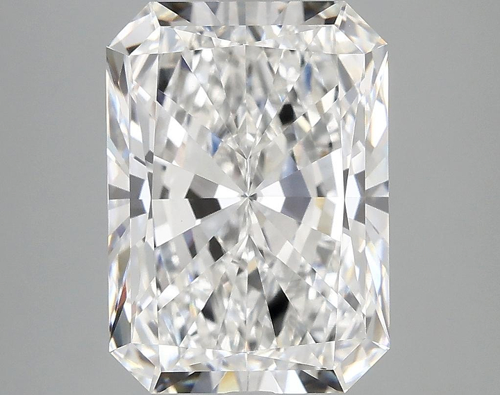 4.93 Carat Radiant Shaped Ideal Cut VVS2 IGI Certified Lab Grown Diamond