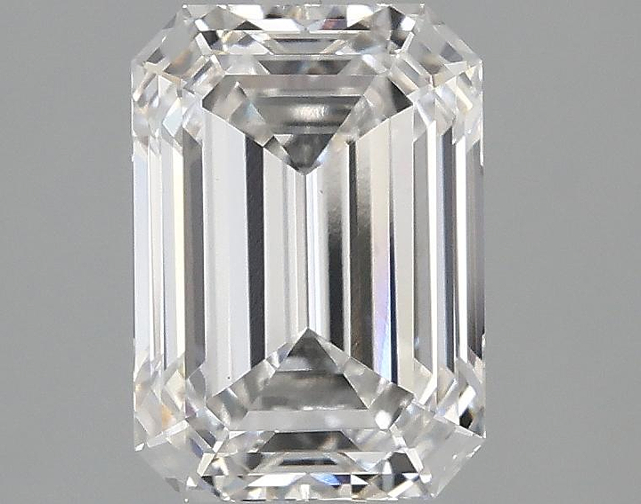 2.1 Carat Emerald Shaped Ideal Cut VS1 IGI Certified Lab Grown Diamond