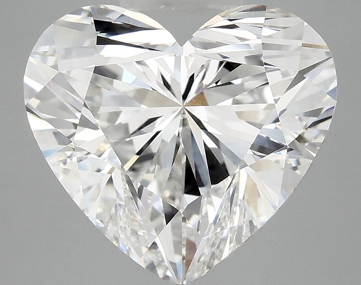 5.03 Carat Heart Shaped Ideal Cut VVS2 IGI Certified Lab Grown Diamond