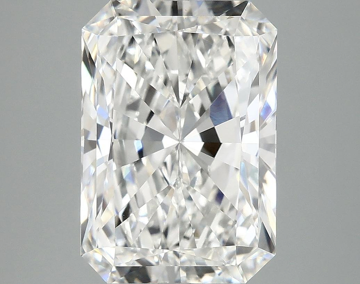 4.95 Carat Radiant Shaped Ideal Cut VS1 IGI Certified Lab Grown Diamond