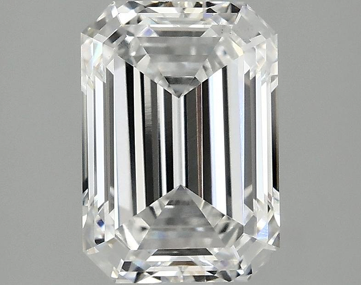 2.5 Carat Emerald Shaped Ideal Cut VS1 IGI Certified Lab Grown Diamond