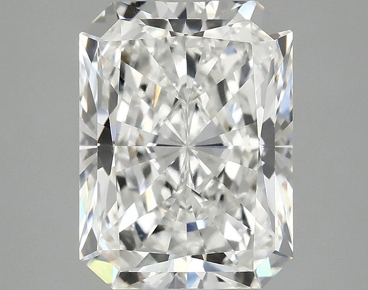 3.53 Carat Radiant Shaped Excellent Cut VS1 IGI Certified Lab Grown Diamond