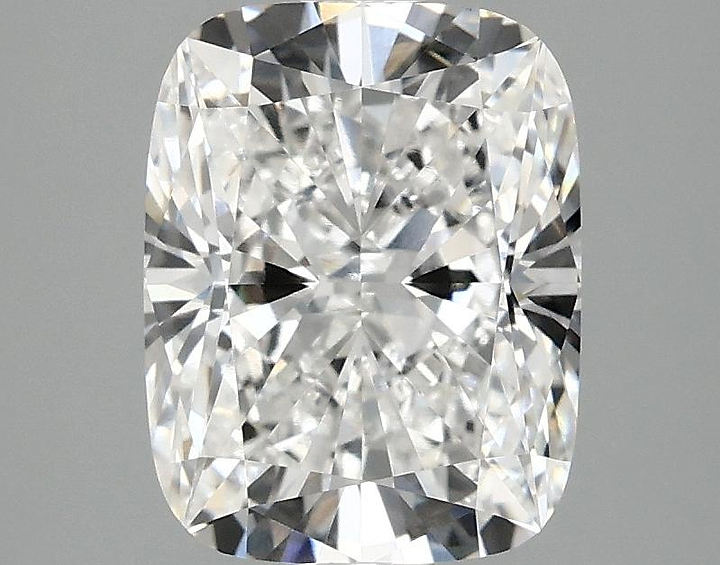 2.59 Carat Cushion Shaped Excellent Cut VVS2 IGI Certified Lab Grown Diamond